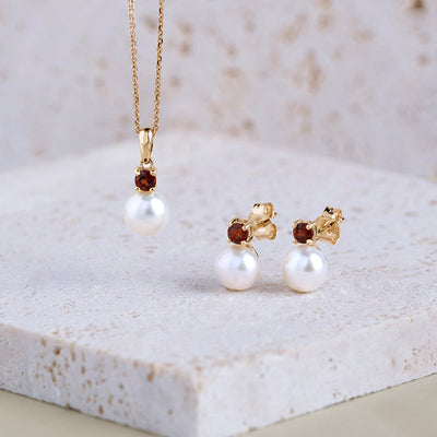 135E1817-02-9K-Gold-Pearl-and-Round-Garnet-Earrings